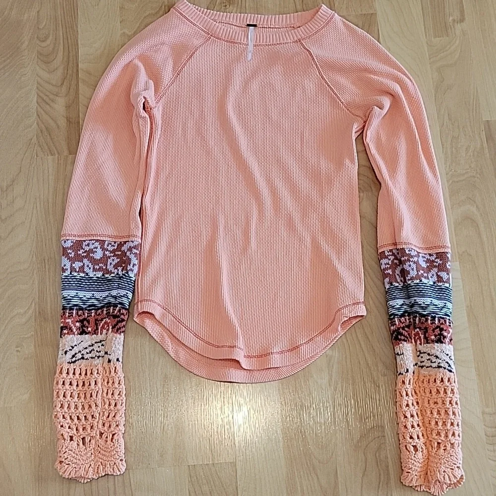 Free People In The Mix Cuff Thermal Top Size XS